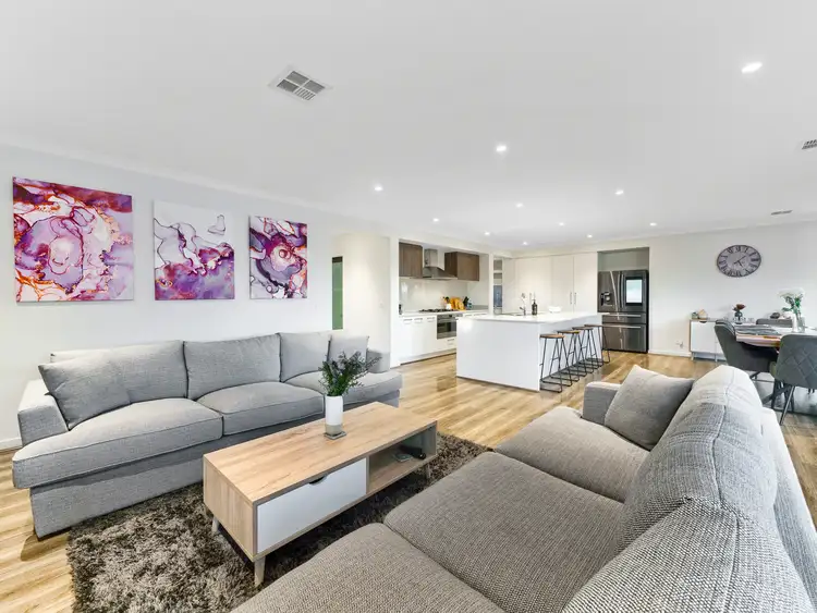 2 Auburn Grove, Botanic Ridge VIC 3977