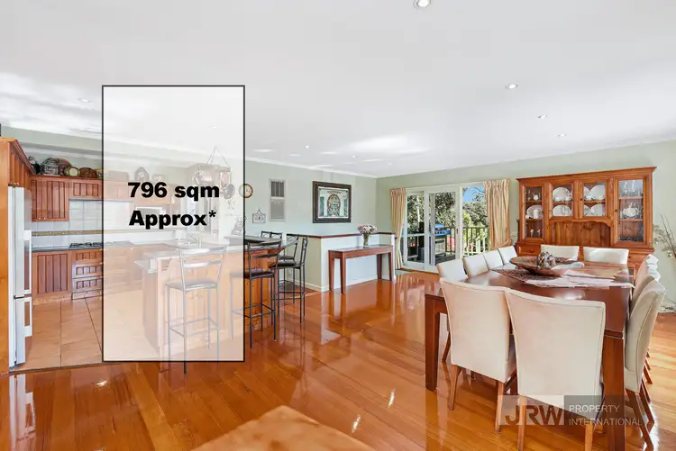 Main view of Homely house listing, 5 Hilsea Court, Mount Waverley VIC 3149