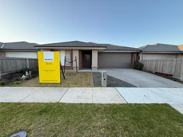 61 Spectrum Crescent, Clyde North VIC 3978
