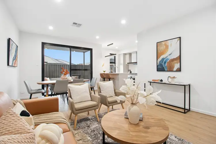 7 Handley Ave, Mitchell Park SA 5043