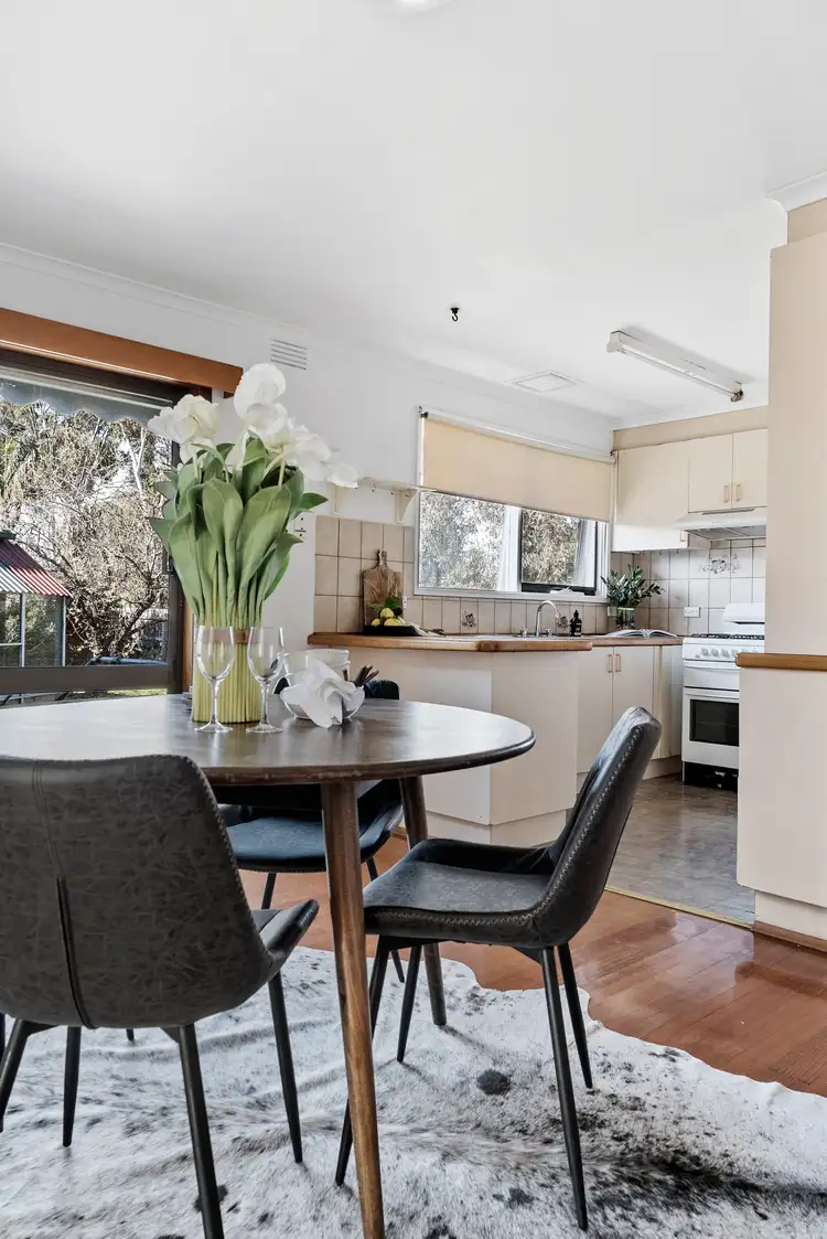 Fifth view of Homely house listing, 4 Alfred Court, Bundoora VIC 3083