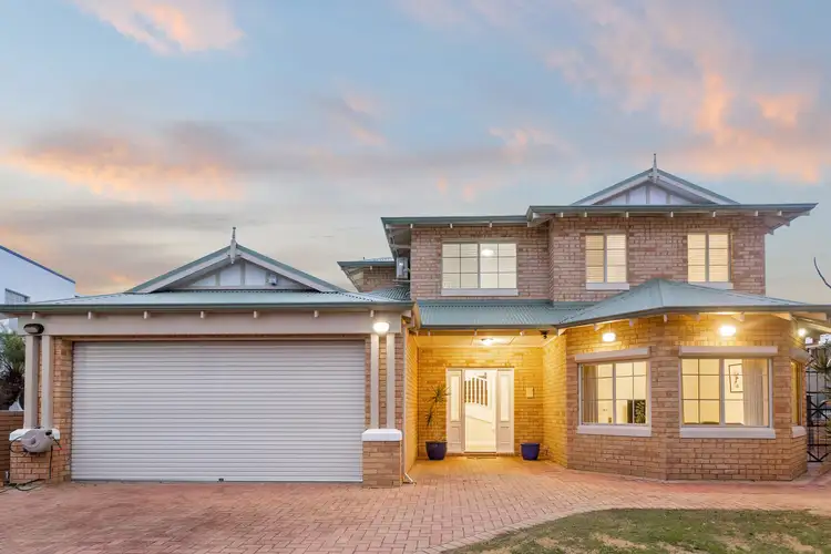 4 Summit Court, Dianella WA 6059