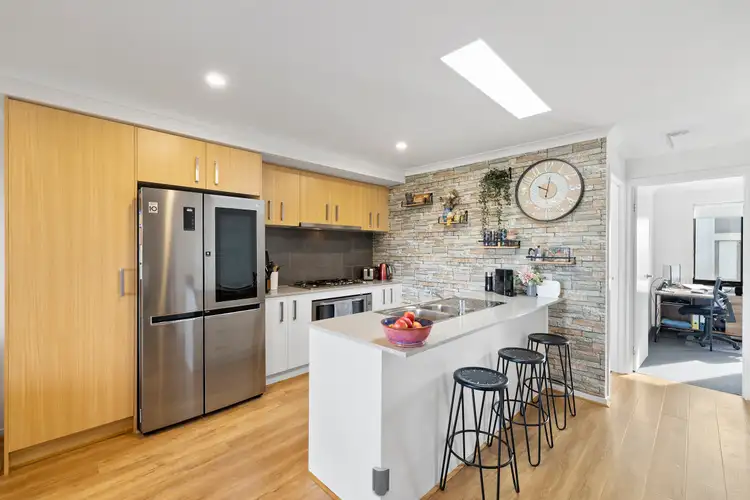 Fifth view of Homely house listing, 7 Mahara Walk, Cranbourne West VIC 3977