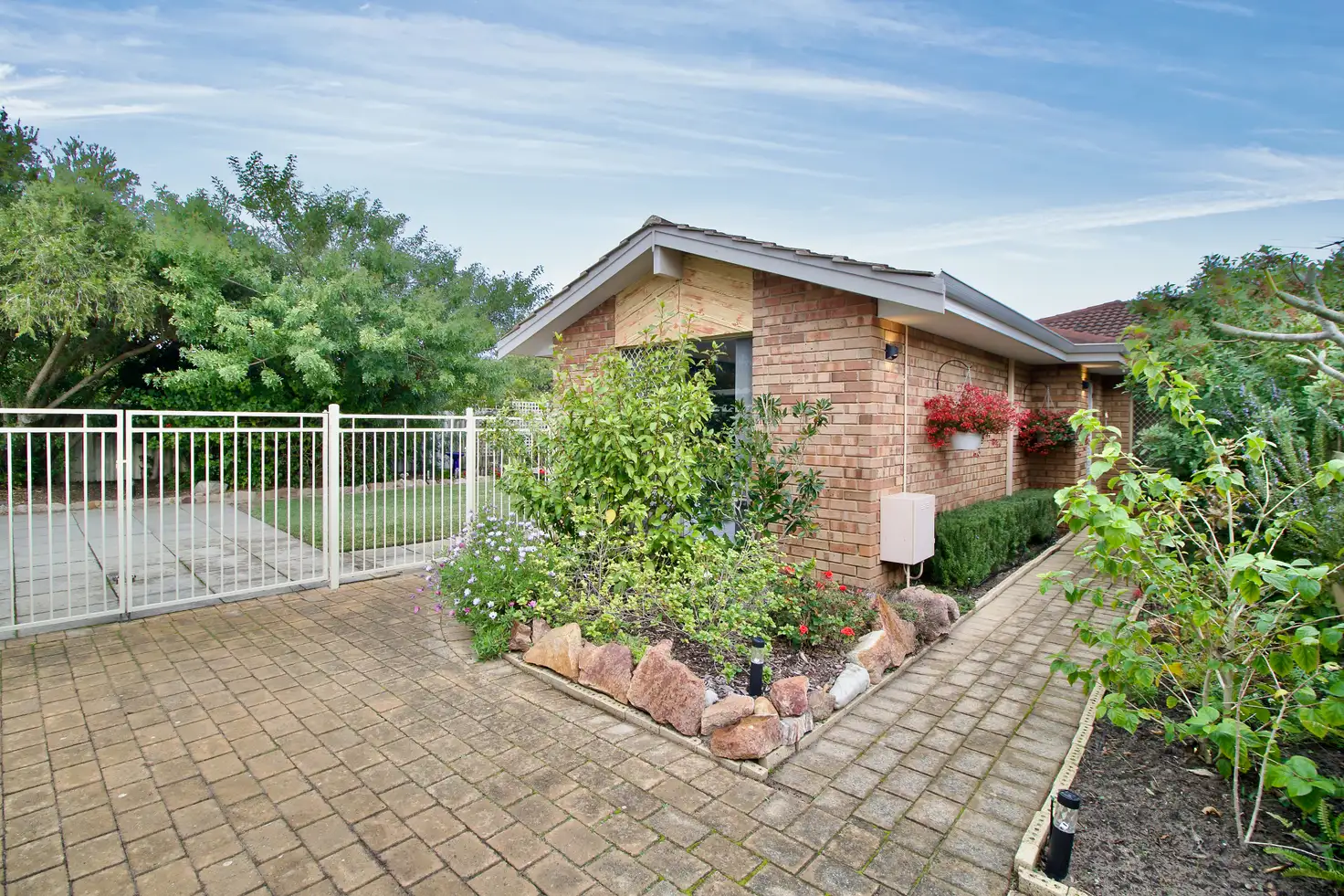 Main view of Homely unit listing, 2/7 Merope Close, Rockingham WA 6168