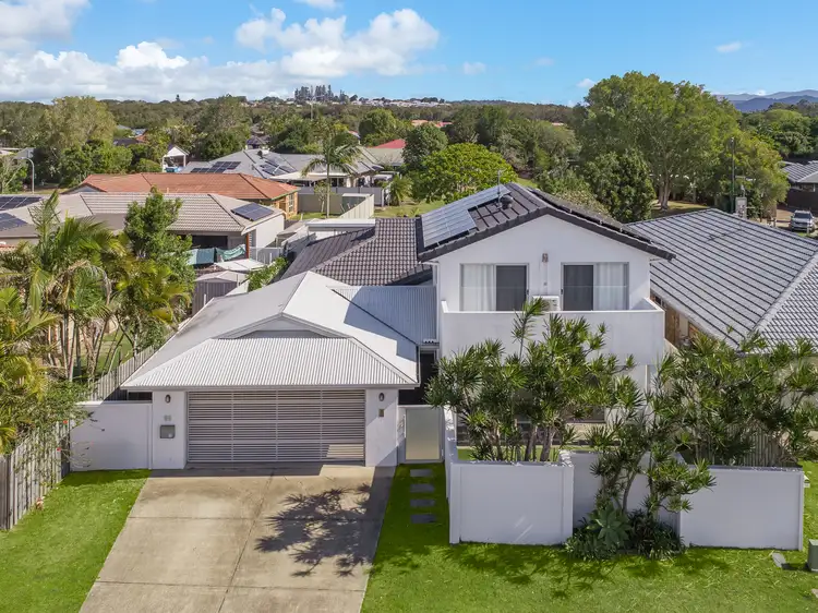 46 Lorien Way