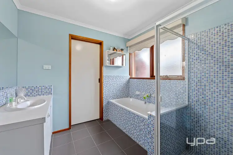 Sixth view of Homely house listing, 9 Baron Court, Kings Park VIC 3021