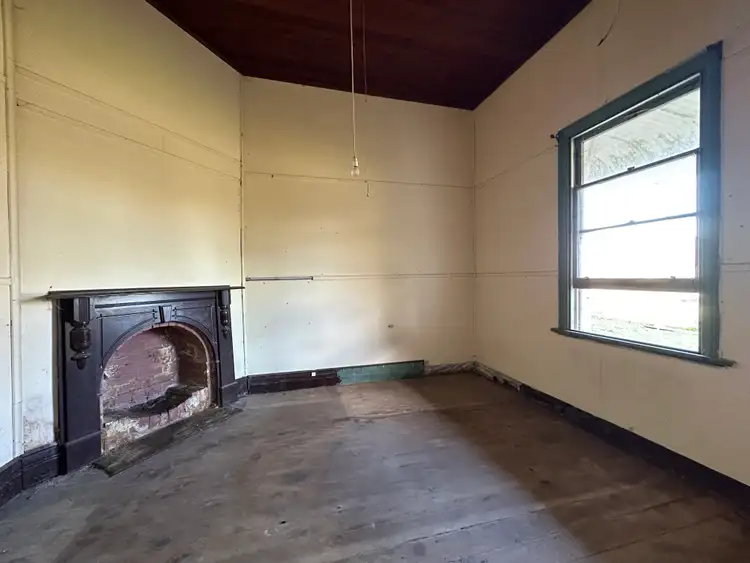 Fifth view of Homely house listing, 10 Day Street, Henty NSW 2658