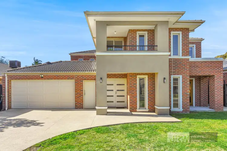 10 Olympian Avenue, Mount Waverley VIC 3149
