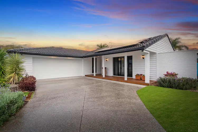 Fifth view of Homely house listing, 2 Dobell Avenue, Paradise Point QLD 4216