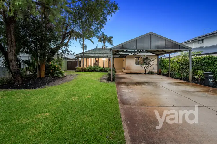 65 Lamond Street, Alfred Cove WA 6154