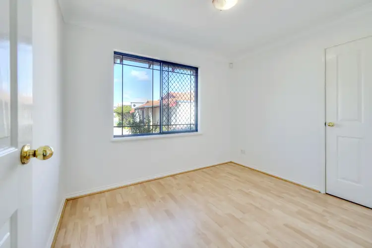 Fifth view of Homely house listing, 4/207-209 Walter Road West, Morley WA 6062