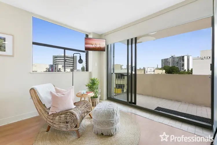 3049 Surfers Paradise Boulevard