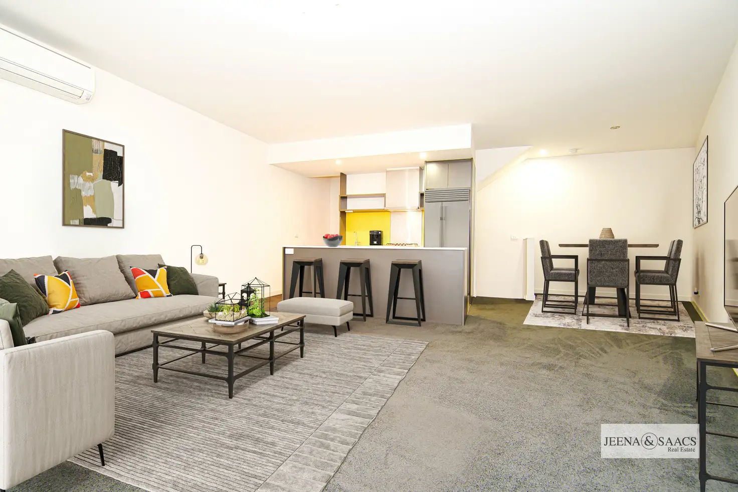 Main view of Homely townhouse listing, 31 CIRQUE DRIVE, Footscray VIC 3011