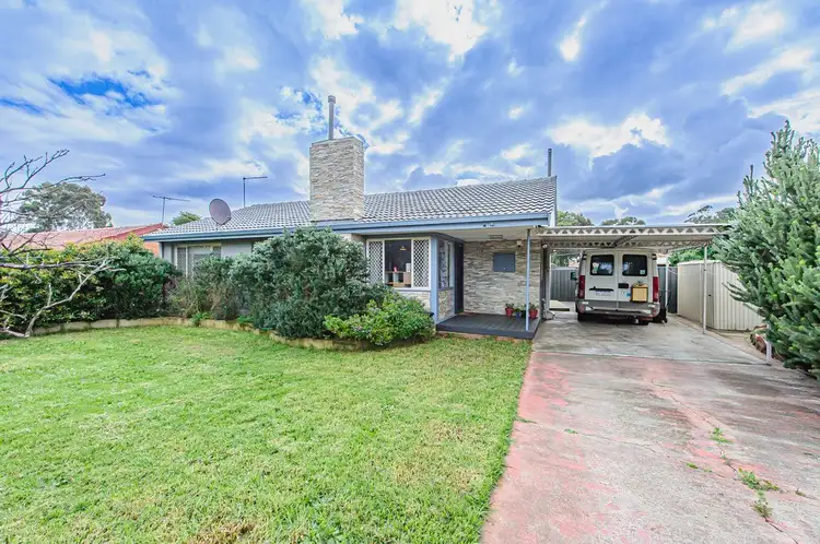 17 Devereux Street, Armadale WA 6112