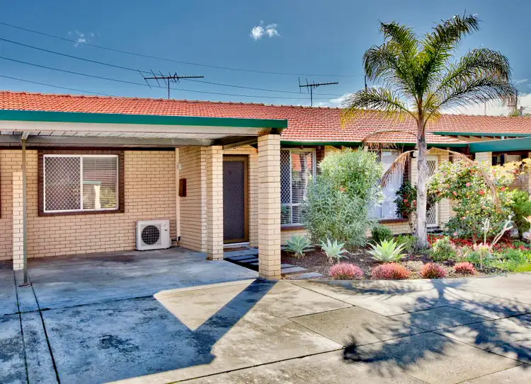 8/31 Joyce Street, Scarborough WA 6019
