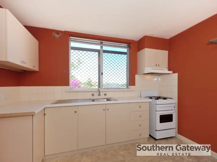 Second view of Homely house listing, 5/19 Woodley Way, Parmelia WA 6167