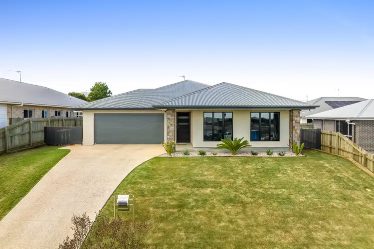 12 Macgregor Avenue, Highfields QLD 4352