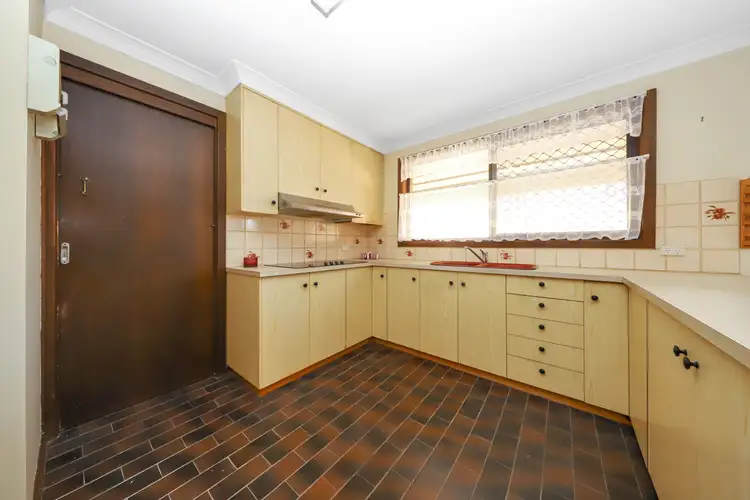 Sixth view of Homely house listing, 5 Carramar Crescent, Tumut NSW 2720