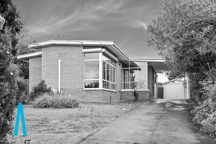 36 Avis Court, Valley View SA 5093