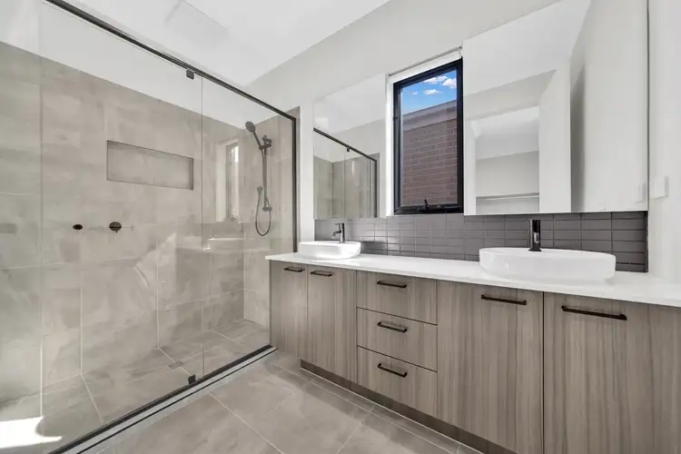 Fifth view of Homely house listing, 14 Crawley Rise, Werribee VIC 3030