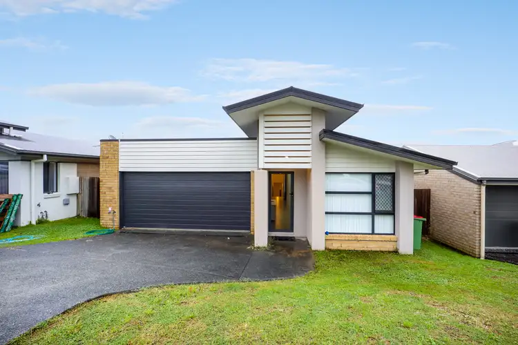 25 Cairnlea Drive, Pimpama QLD 4209