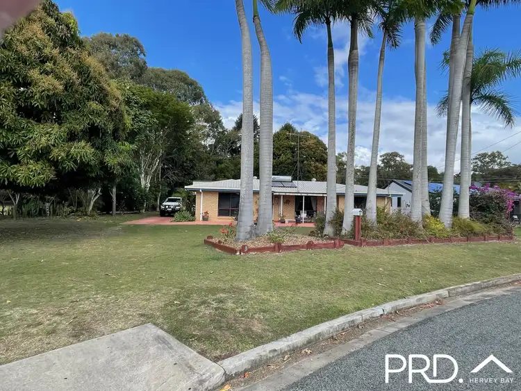 42 Richard Street, Urangan QLD 4655