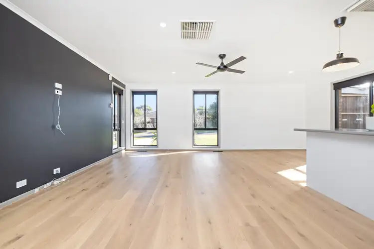 Third view of Homely house listing, 9 Dundee Court, Endeavour Hills VIC 3802