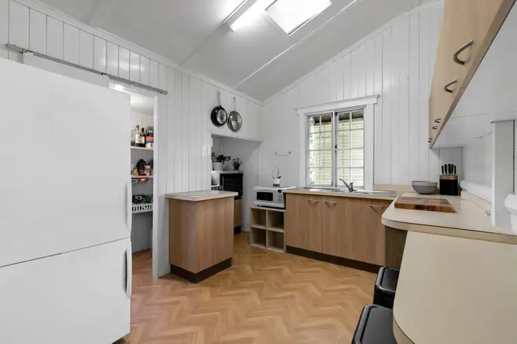 Sixth view of Homely house listing, 10 Adsett Street, Taringa QLD 4068
