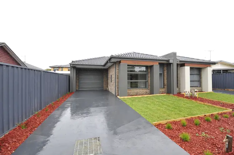 A/4 Jenner Court, Hampton Park VIC 3976