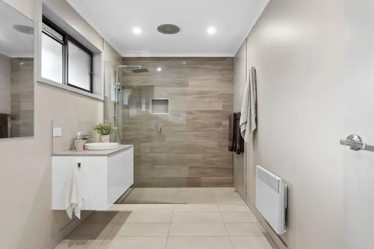 Fourth view of Homely unit listing, 5/2 Leete Street, Kyneton VIC 3444