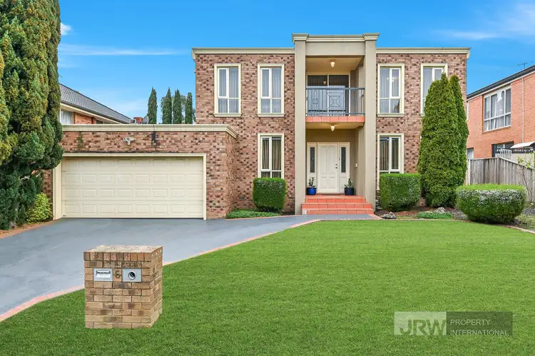 6 Montvale Mews, Mount Waverley VIC 3149