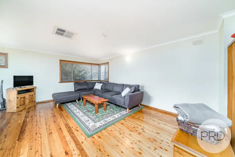 Third view of Homely house listing, 8 Kennedy Avenue, Kooringal NSW 2650