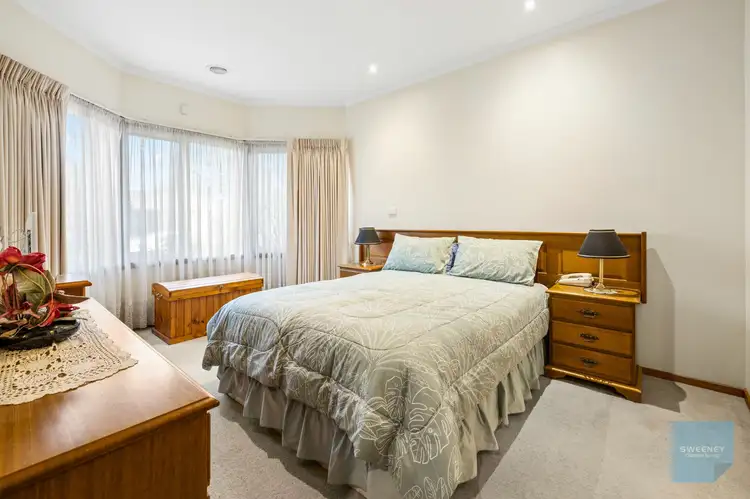 Seventh view of Homely house listing, 14 Bendigo Circuit, Caroline Springs VIC 3023