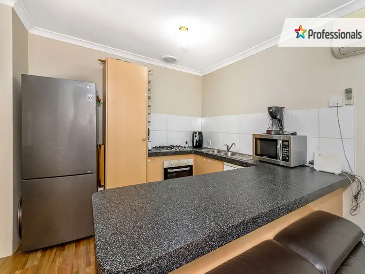 Fifth view of Homely villa listing, 6/21 Hogarth Street, Cannington WA 6107