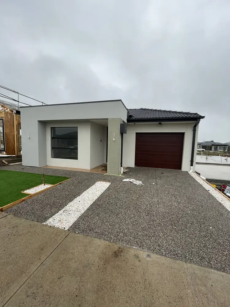 18 Dollarbird Drive, Deanside VIC 3336