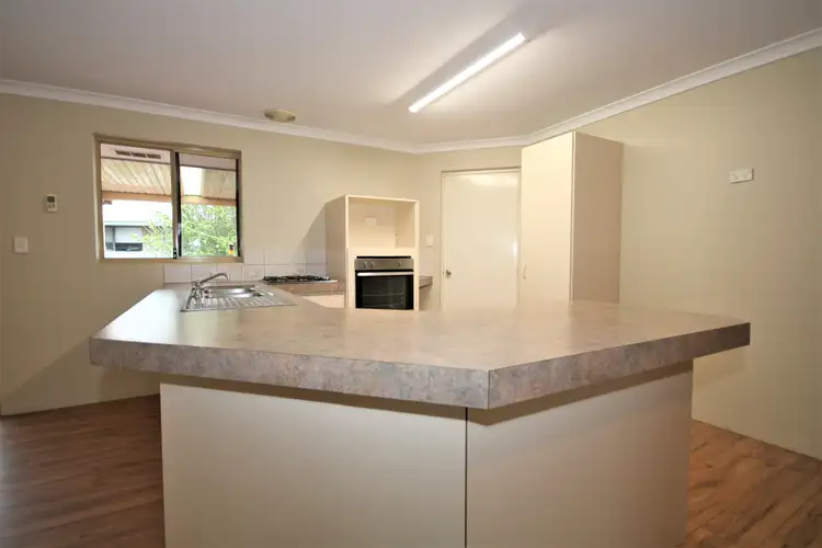 Fifth view of Homely house listing, 10 Brooksy Place, Burekup WA 6227