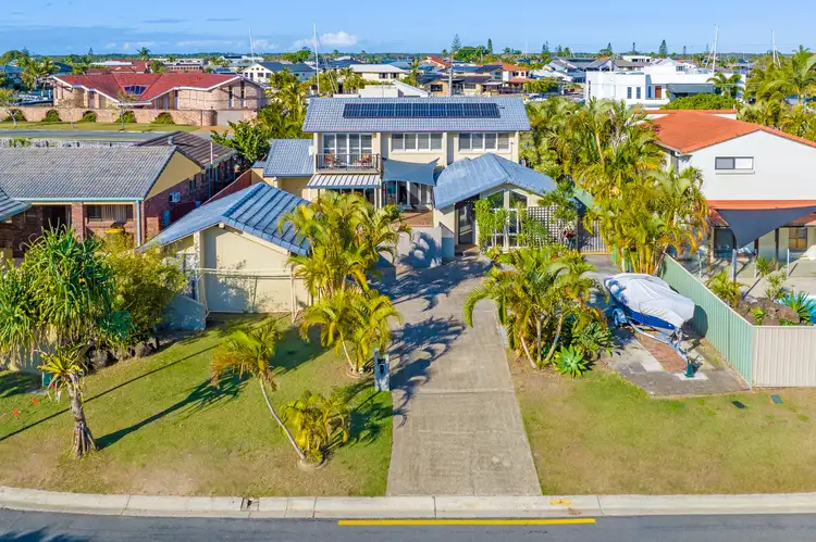 3 Tari Court, Runaway Bay QLD 4216