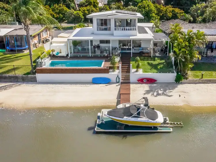 120 Rio Vista Boulevard, Broadbeach Waters QLD 4218
