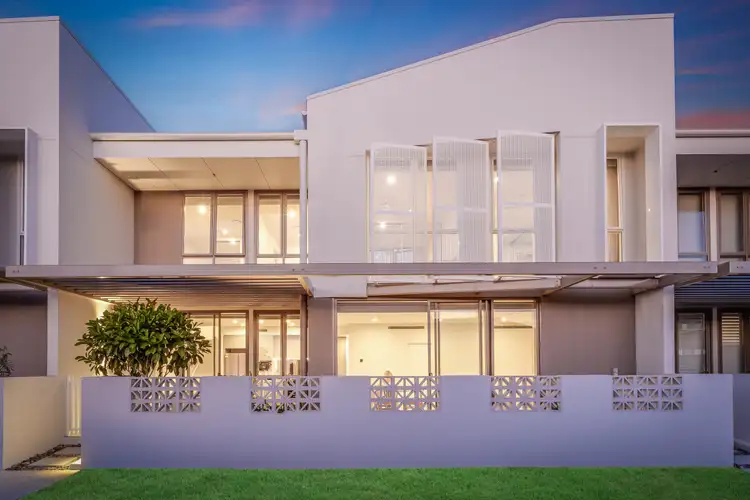 3/15 Aqua Street, Newport QLD 4020