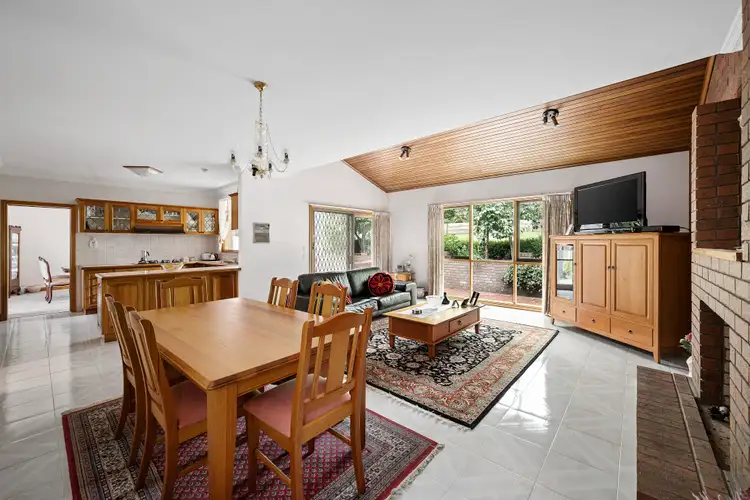 Fifth view of Homely house listing, 19 Romilly Avenue, Templestowe Lower VIC 3107