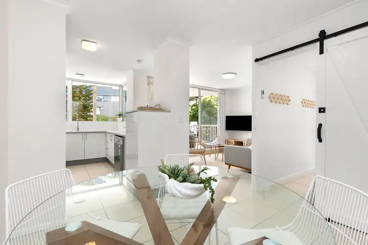 6/63 Cavill Avenue, Surfers Paradise QLD 4217