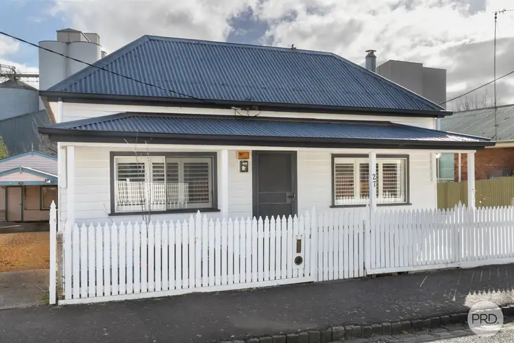 27 Little Clyde Street, Soldiers Hill VIC 3350