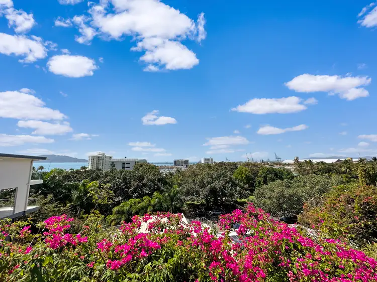 10/23a Cleveland Terrace, North Ward QLD 4810