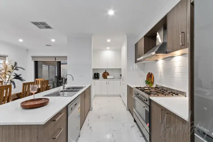 Second view of Homely house listing, 6 Deau Avenue, Wollert VIC 3750