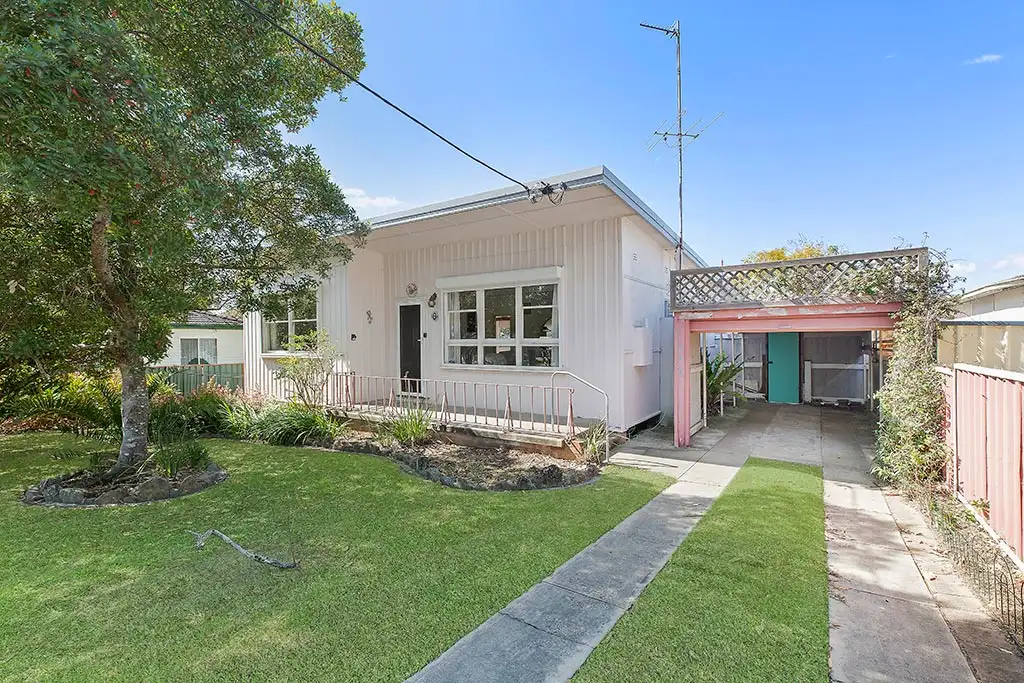 Main view of Homely house listing, 8 Field Avenue, Toronto NSW 2283