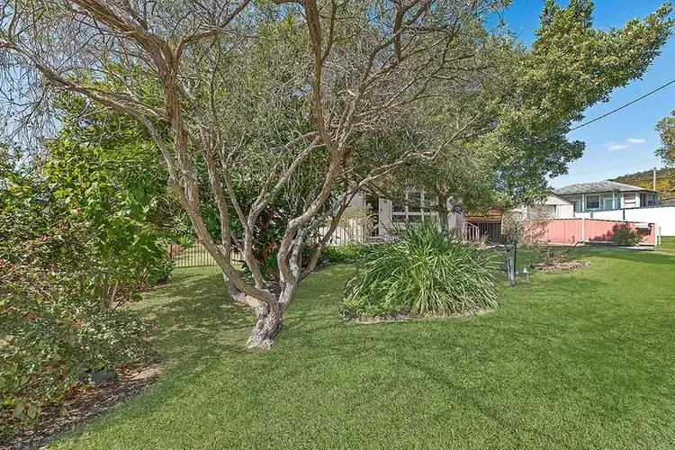Second view of Homely house listing, 8 Field Avenue, Toronto NSW 2283