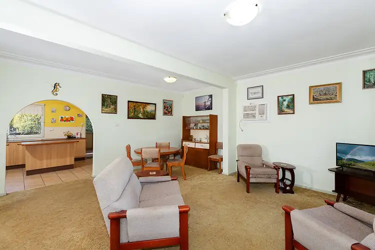 Fourth view of Homely house listing, 8 Field Avenue, Toronto NSW 2283