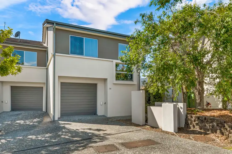 34/1 Belongil Street, Pacific Pines QLD 4211