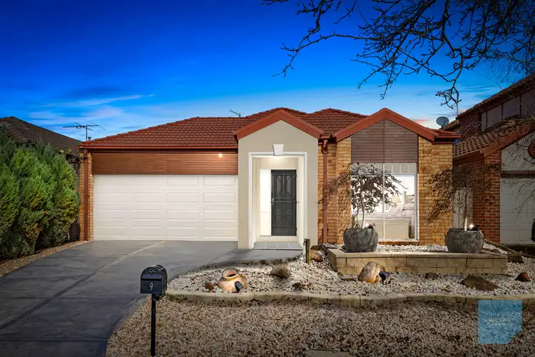 9 Earlswood Close, Caroline Springs VIC 3023