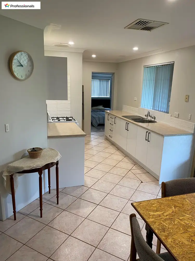 Fifth view of Homely house listing, 2 Tea Tree Place, Pinjarra WA 6208